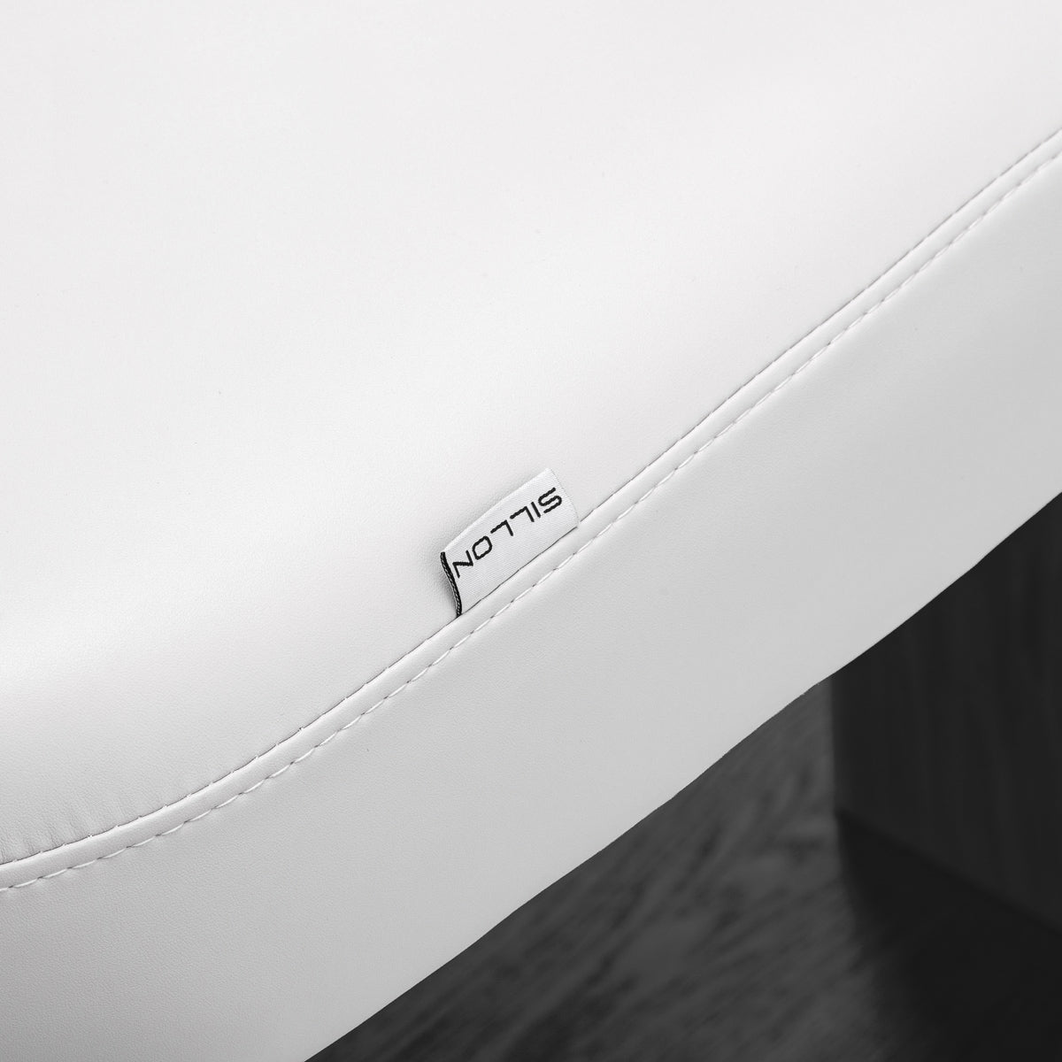 Sillon Relax · λευκό / μαύρο · ετικέτα Sillon και ραφή