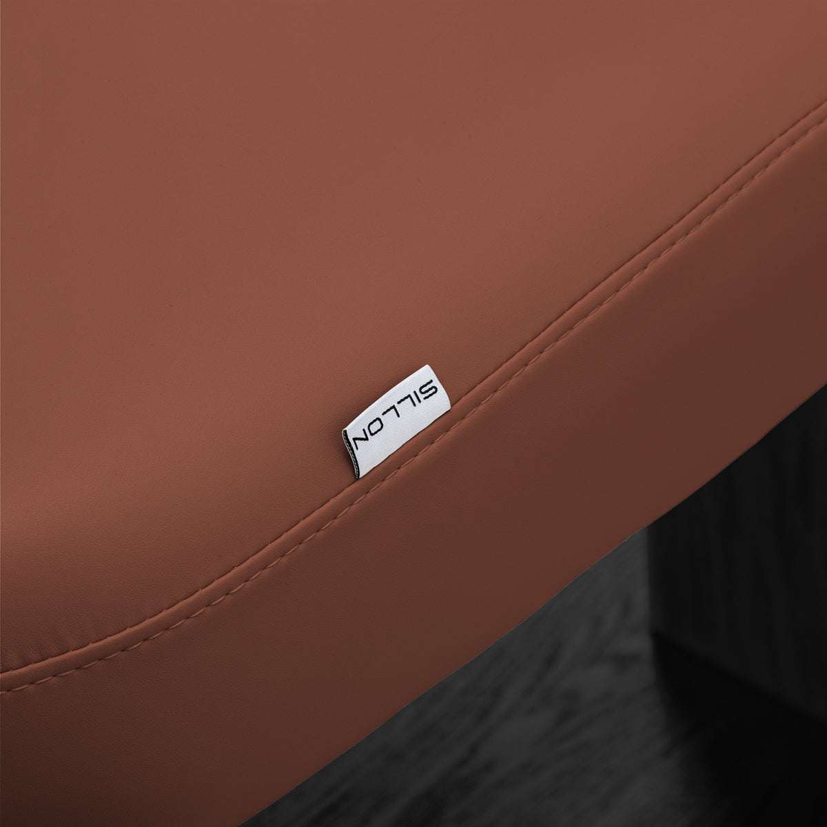Sillon Relax · καφέ / μαύρο · ετικέτα Sillon και ραφή