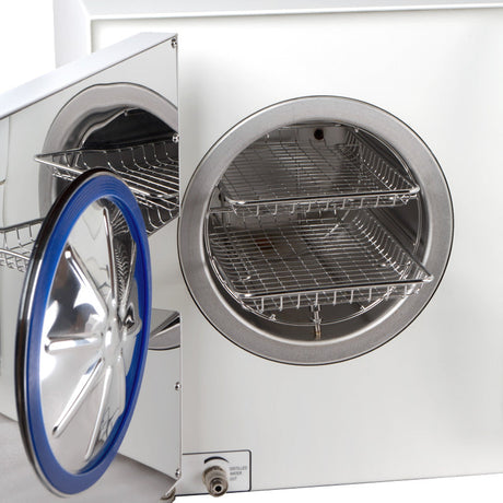 Autoclave medical Class B 8L Sun8-II by Beauty System, showing the sterilization chamber and control panel.