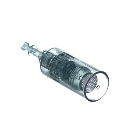 Dermapen M8-W 5D cartridge by Beauty System, close-up of the sterile multi-needle skin treatment cartridge.