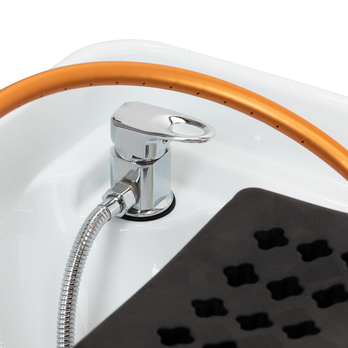 Gabbiano Head Spa Maldives hair washing bed in beige, designed for comfortable hair cleansing and relaxation.