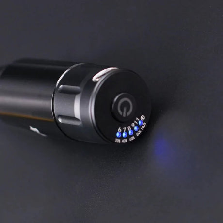 Wireless battery pack for Mast Tour devices, compact and portable with USB-C charging port and LED indicator lights.