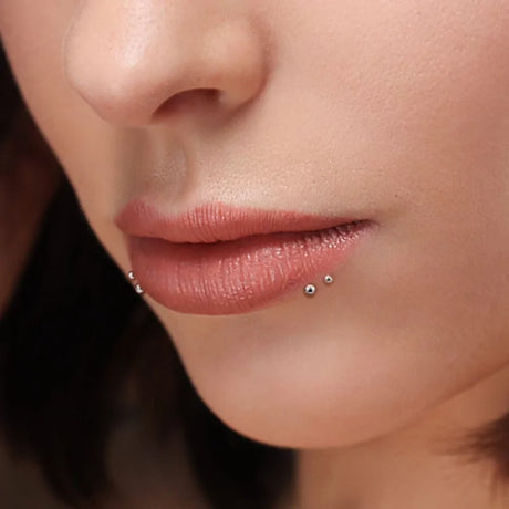 Titanium Threadless Ball Top with Labret from BVShop, featuring a smooth, shiny ball top for body piercing jewelry.